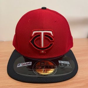 New Era 59Fifty Minnesota Twins Diamond Era Red/BlackHat Men's Size 7 3/8